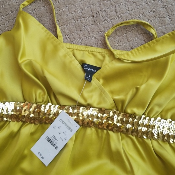 Beautiful, soft Express Top - Picture 6 of 6